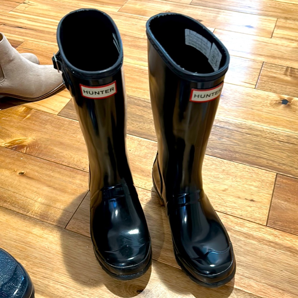 Hunter rain boots great condition!